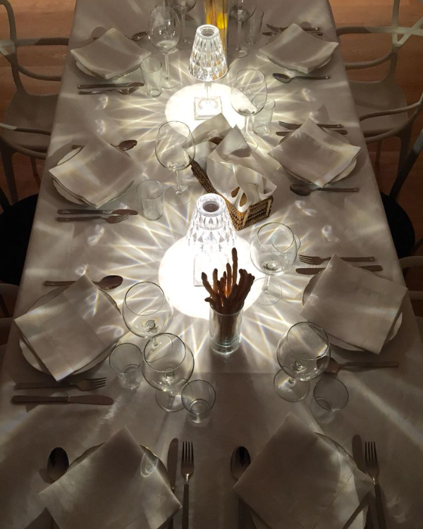 40 Tablescape Design Ideas for Your Winter Wedding