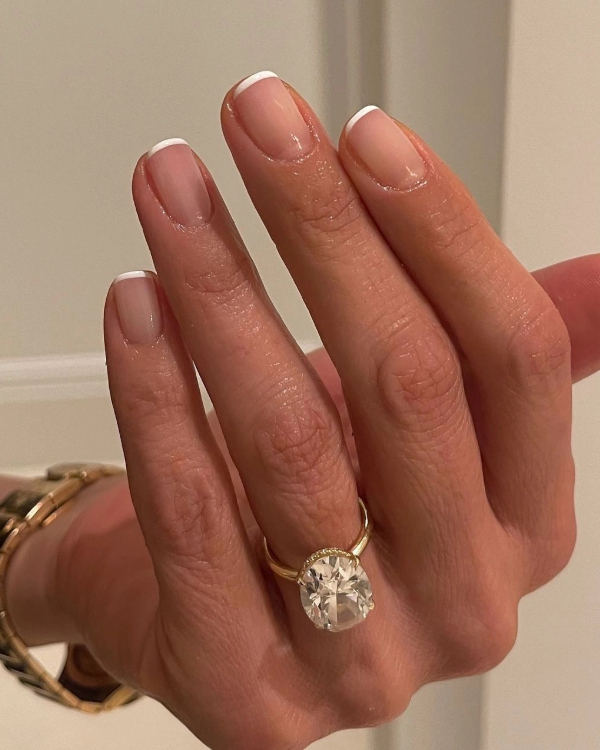 Just Got Engaged? Here's 8 Essential Steps to Do Next