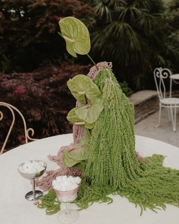 A Vibrant Mermaid-Inspired Wedding in the Basque Country