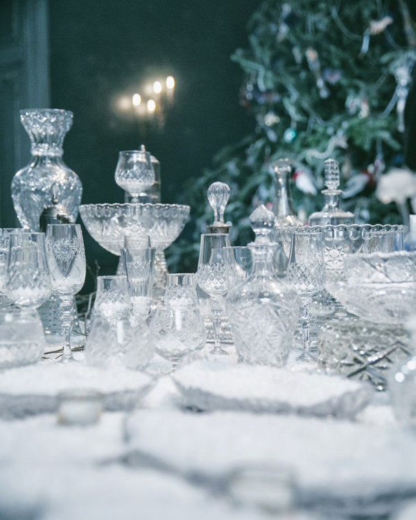 40 Tablescape Design Ideas for Your Winter Wedding