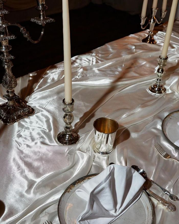 40 Tablescape Design Ideas for Your Winter Wedding