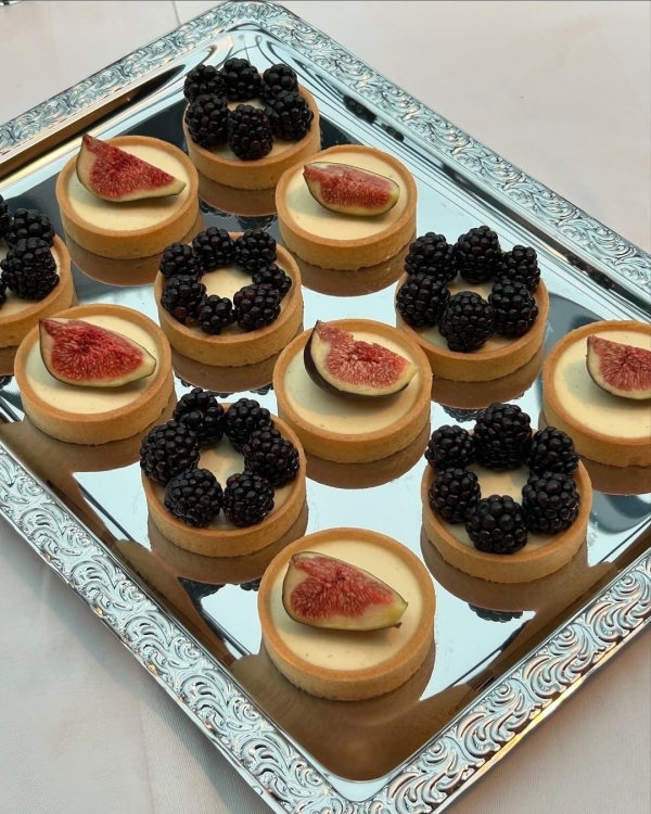 40 Delicious Alternatives to the Classic Wedding Cake