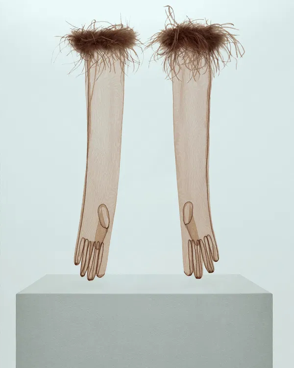 40 Colorful Shoes & Accessories to Brighten Your Bridal Look