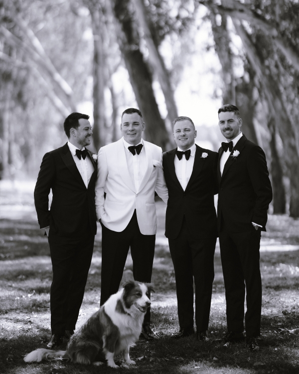 An Intimate & Enchanting Wedding Amongst the Rutherglen Vineyards