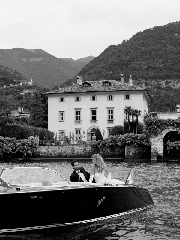 Photographers Beige and Wine