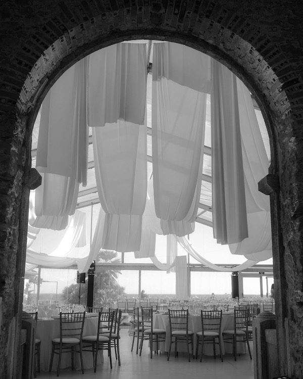 30 Creative Reception Table Layouts for Every Wedding Style