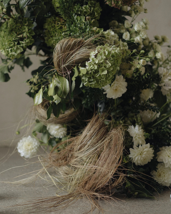 10 Flower Varieties Trending for 2025 Weddings