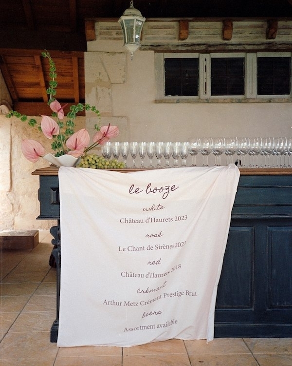 A Dreamy Château Wedding in France's Bordeaux Countryside