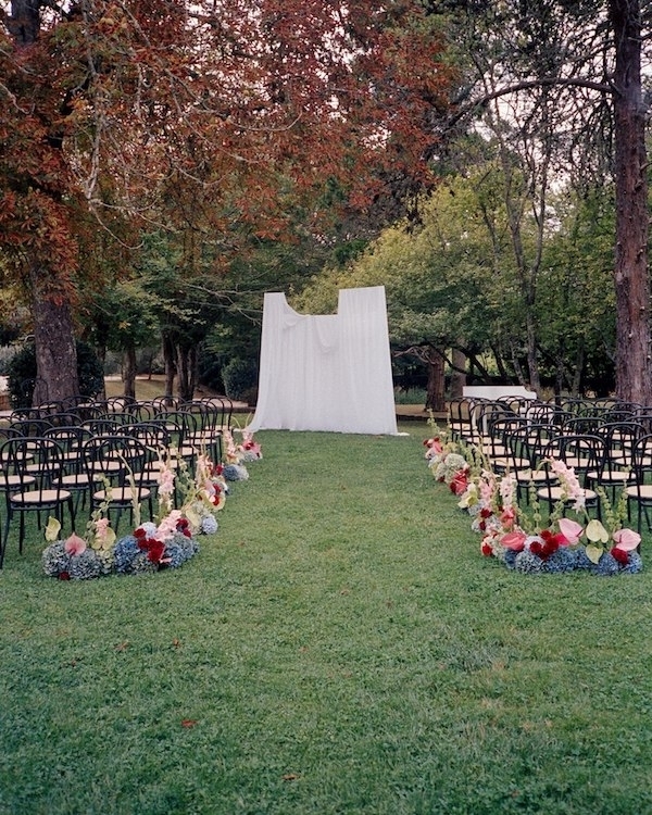 A Dreamy Château Wedding in France's Bordeaux Countryside