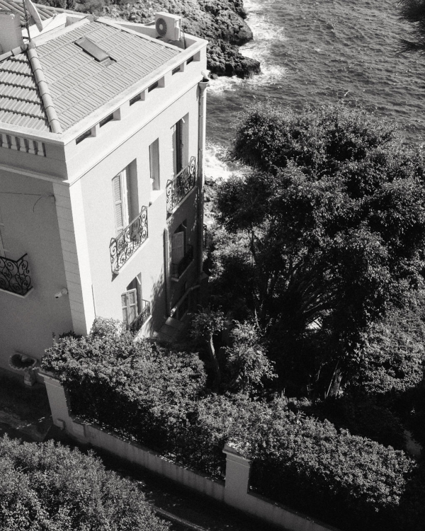 Photographers Eden Xuân