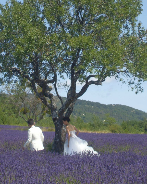 45 Unique Party Favor Ideas for Every Wedding Style