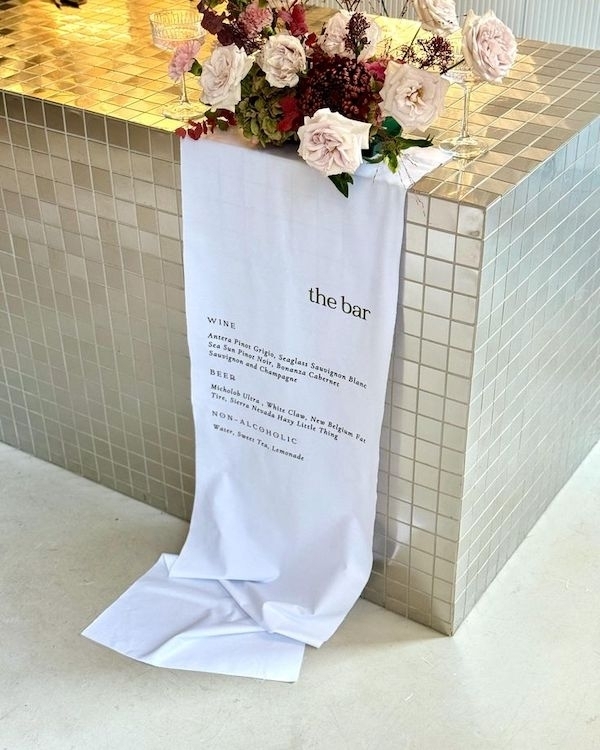 30 Unique Bar Sign Ideas to Elevate Your Wedding Design