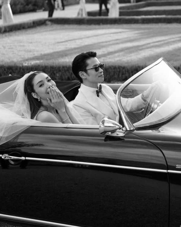 9 Best Wedding Photographers in France | French Luxury Photographers | Photography in Paris | Famous, Professional