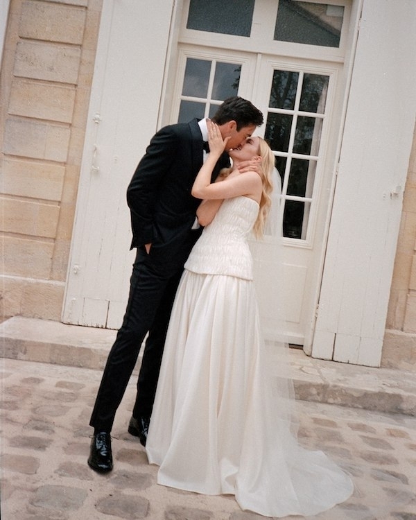 A Dreamy Château Wedding in France's Bordeaux Countryside