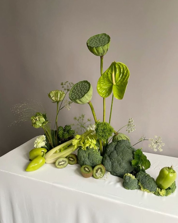 10 Flower Varieties Trending for 2025 Weddings