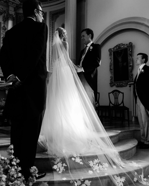 9 Months Until 'I Do'? Here’s a Comprehensive Checklist of Everything to Get Done