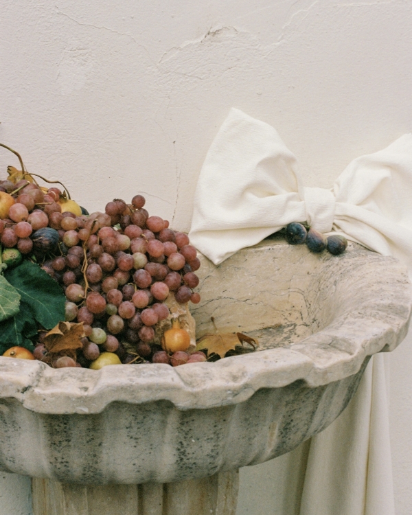 A Designer's Garden Wedding in the Heart of Valencia