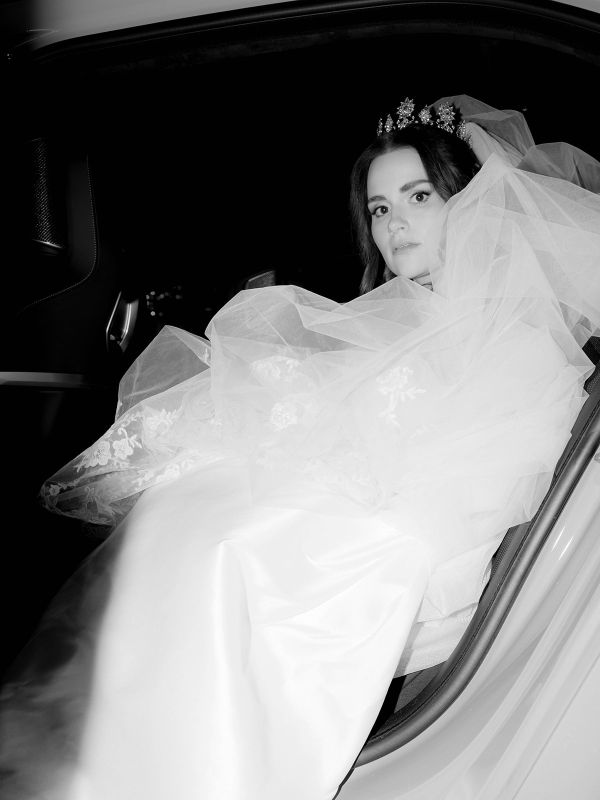 Photographers Beige and Wine