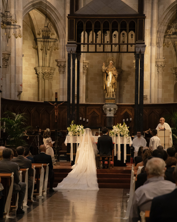 A Designer's Garden Wedding in the Heart of Valencia