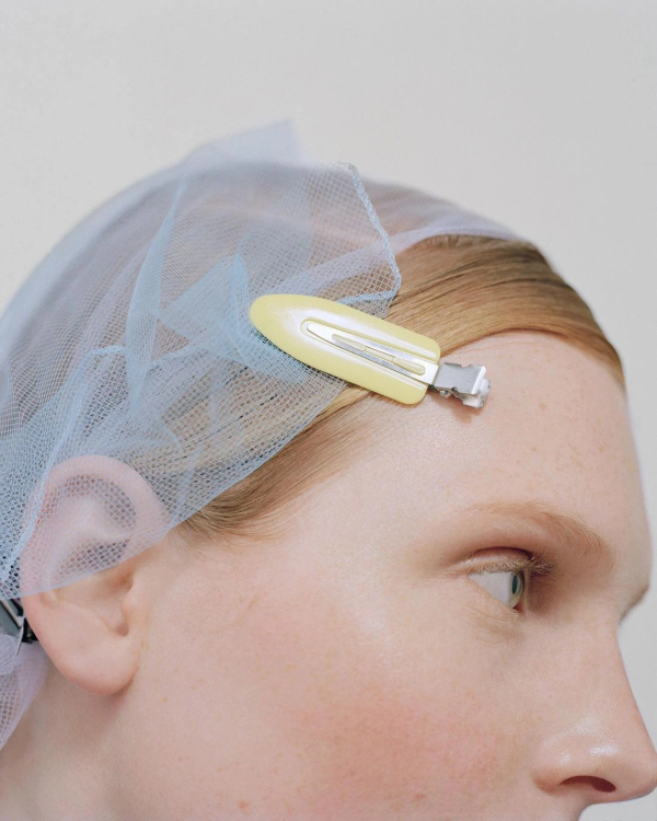 40 Colorful Shoes & Accessories to Brighten Your Bridal Look