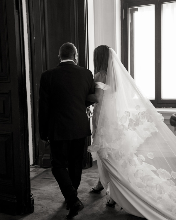 An Elegant Vintage-Style Wedding in a Historic Mansion