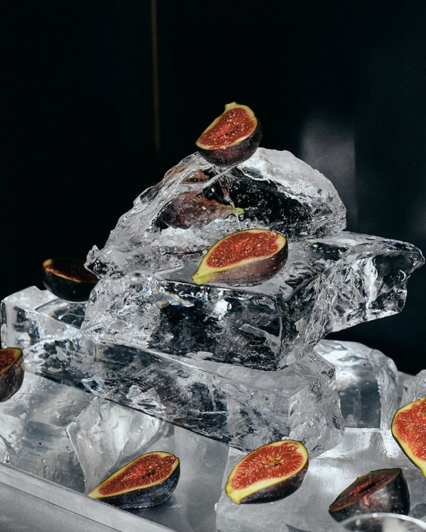 40 Tablescape Design Ideas for Your Winter Wedding