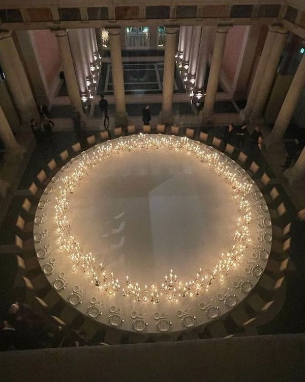 40 Tablescape Design Ideas for Your Winter Wedding