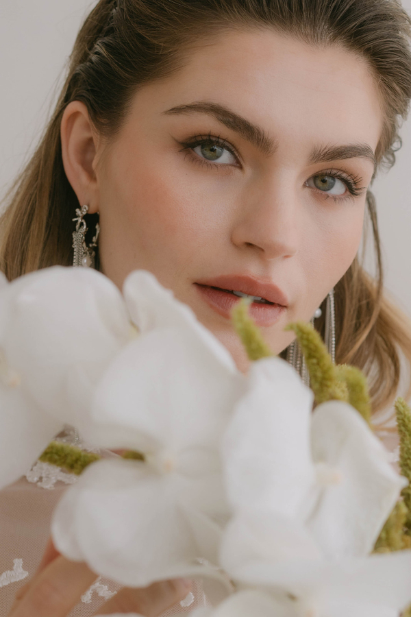 Photographers Beige and Wine