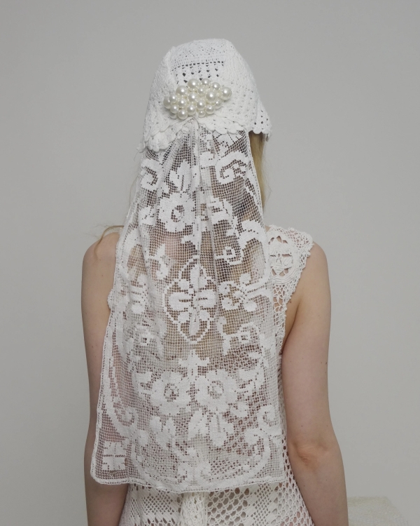 22 Crochet Veils & Headpieces to Weave Whimsy into Your Bridal Look