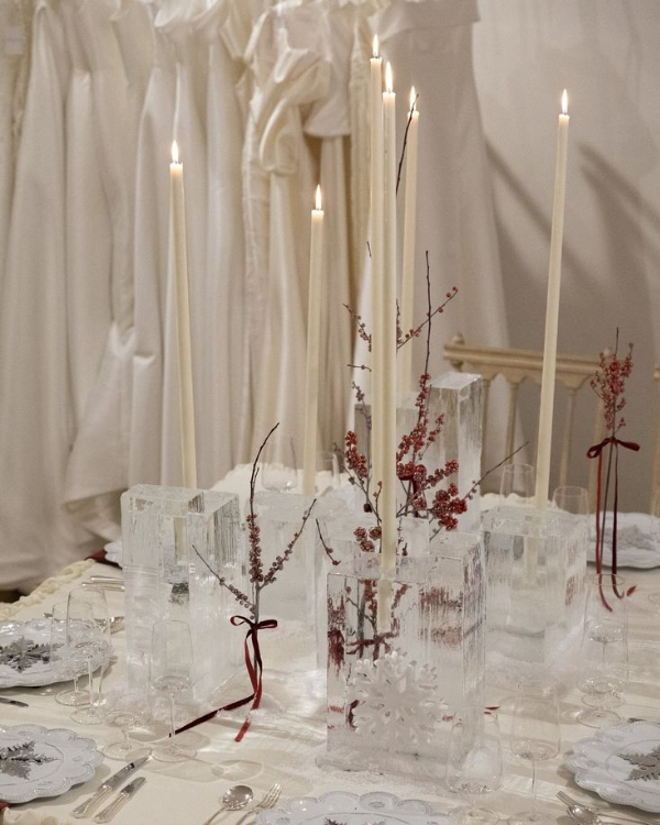 40 Tablescape Design Ideas for Your Winter Wedding