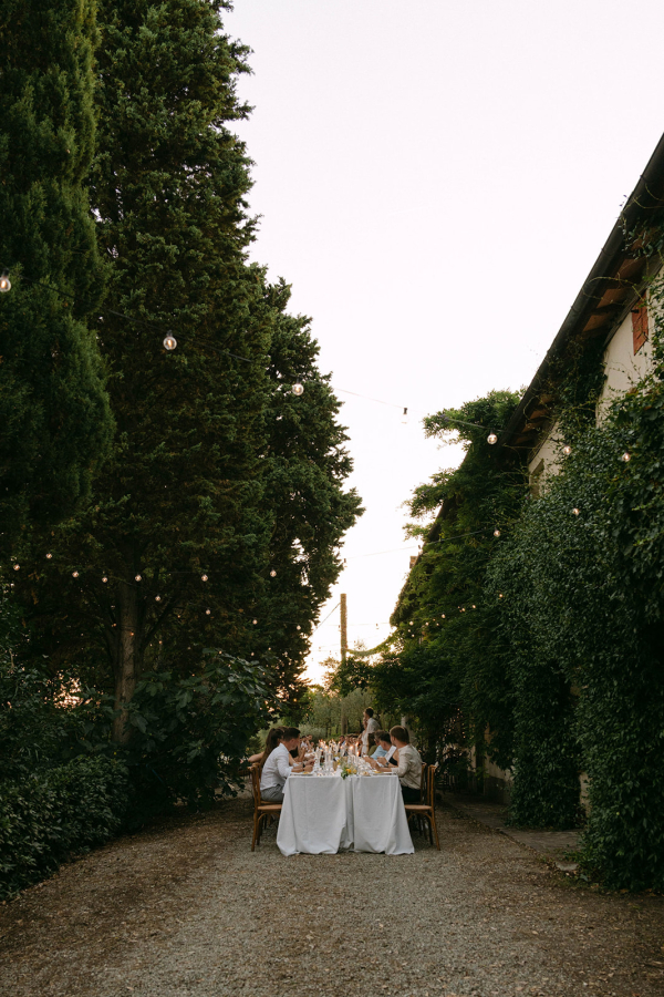 Photographers Beige and Wine