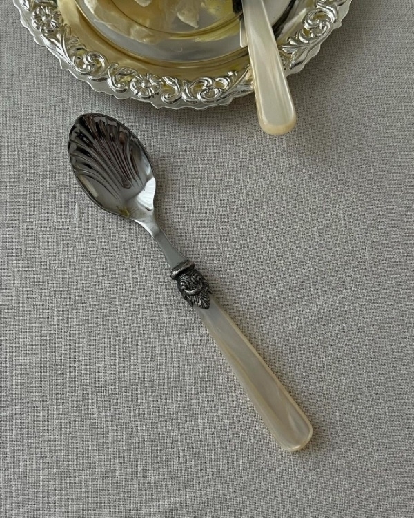 50 Vintage-Inspired Decor Ideas for a Timeless Wedding