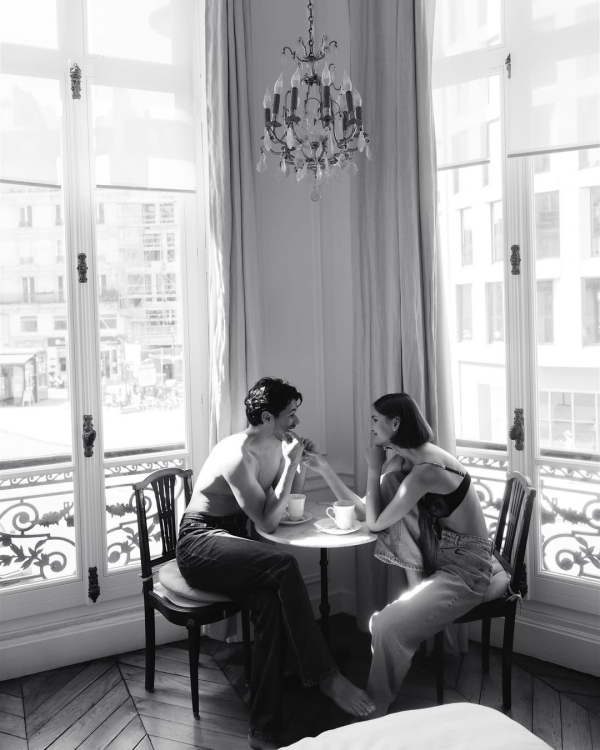 What Are Relationship Offsites? A Complete Guide for Modern Couples