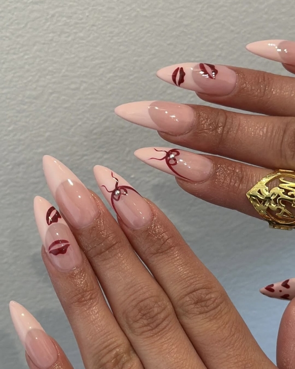 30 Chic Valentine's Day Nail Ideas