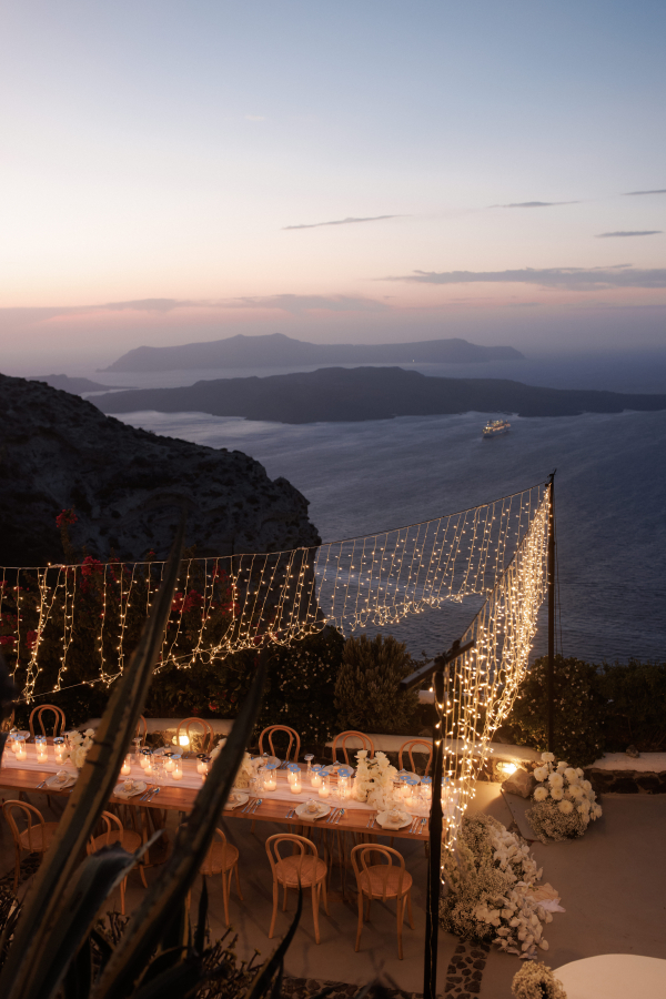 Photographers White on Black Studio