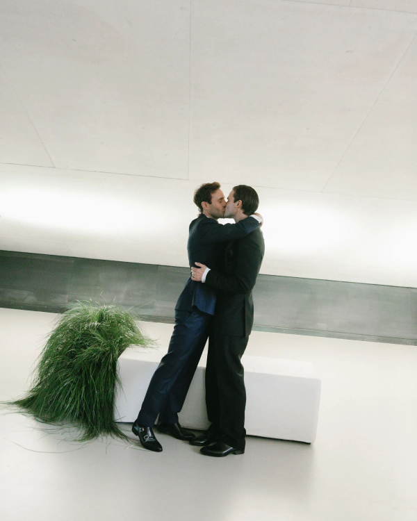 The Best and Most Auspicious Wedding Dates in 2027