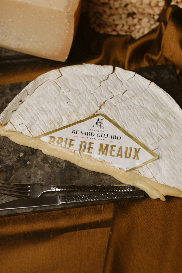 Photographers Dos Mas En La Mesa