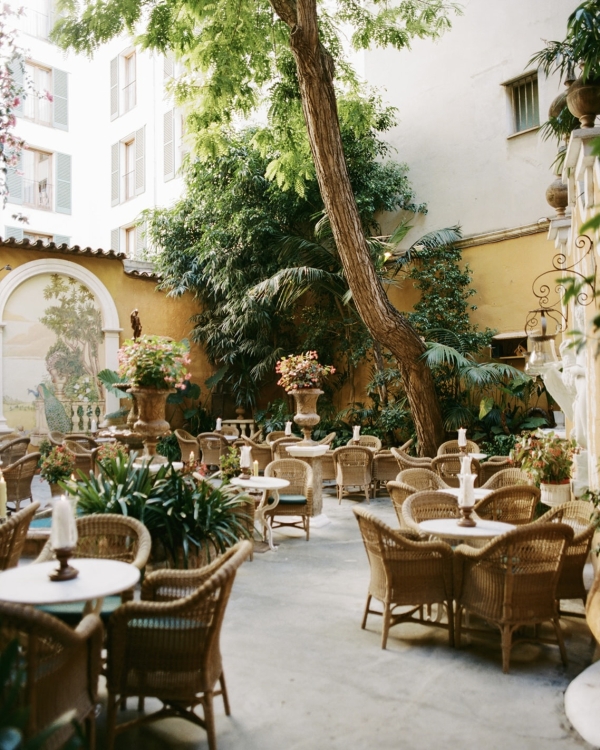 An Effortlessly Chic Black-Tie Wedding Weekend in Mallorca