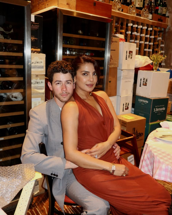 12 Celebrity Meet-Cute Stories That Totally Melt Our Hearts