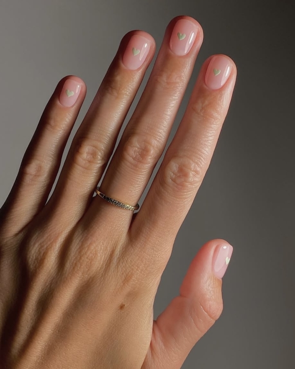 30 Chic Valentine's Day Nail Ideas