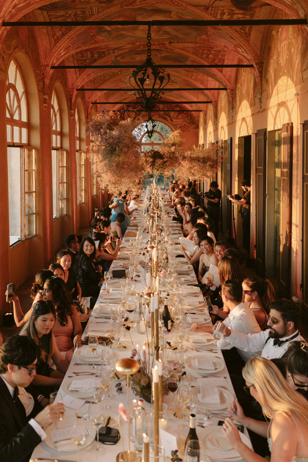 Photographers Dos Mas En La Mesa