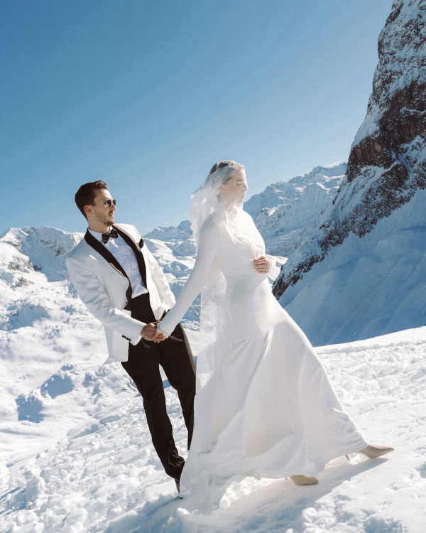 The Best and Most Auspicious Wedding Dates in 2027