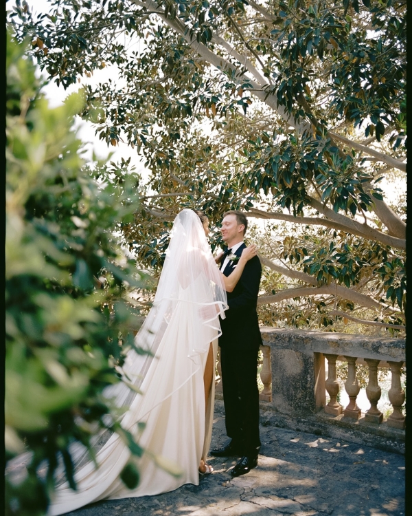 An Effortlessly Chic Black-Tie Wedding Weekend in Mallorca