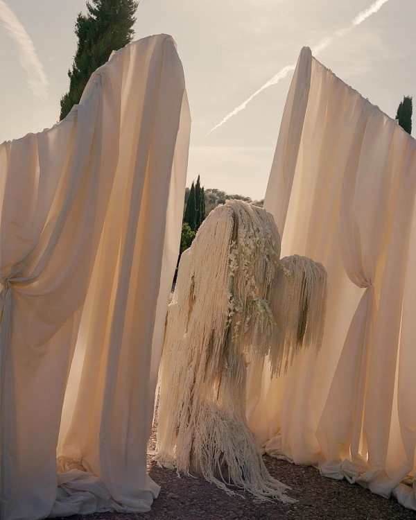 30 Wedding Arch Ideas for a Picture-Perfect Ceremony in 2025