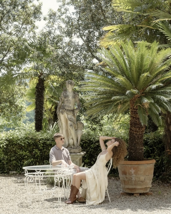 What Are Relationship Offsites? A Complete Guide for Modern Couples