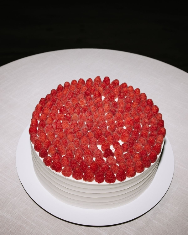 A Sculptural Golden Hour Wedding Along the Cliffs of Cabo