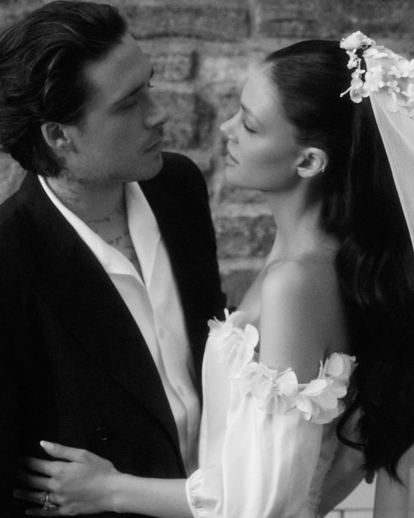 What Really Happened at Brooklyn Beckham & Nicola Peltz’s Wedding?