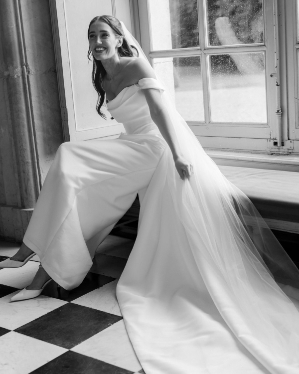 An Intimate Parisian Wedding Amidst an Elegant Château Garden