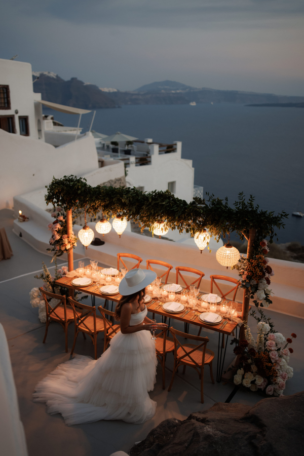 Photographers White on Black Studio