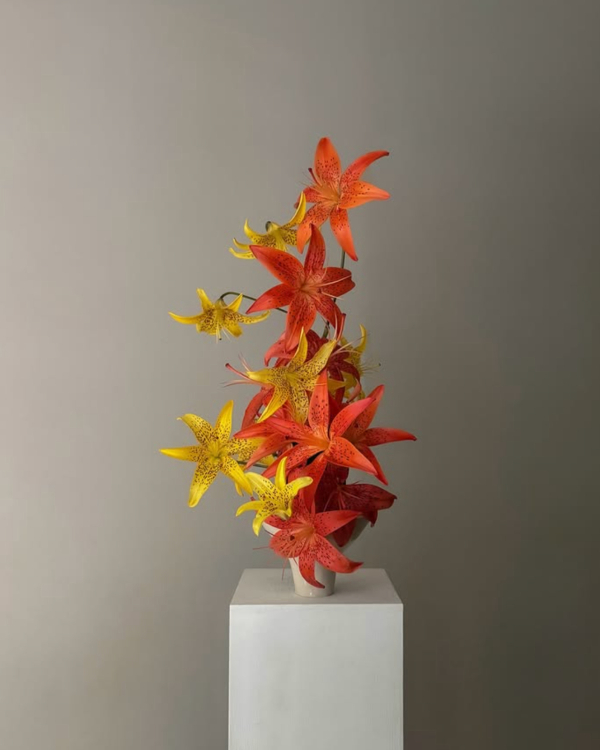 35 Ikebana-Inspired Floral Arrangements to Elevate Your Wedding